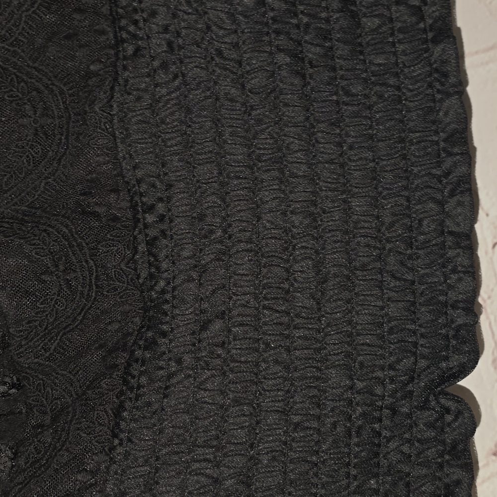 Torrid Lace Print Smocked Crop Top Black Womens Size 4x NWOT - Picture 7 of 12
